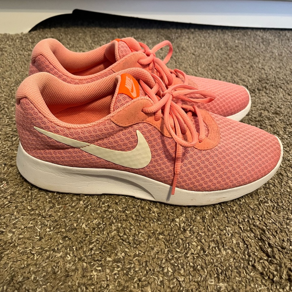 Nike sneakers - Picture 3 of 6